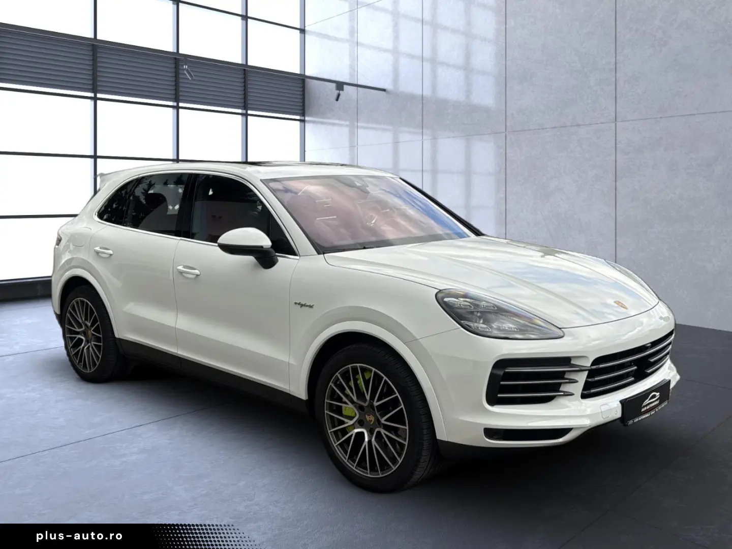 PORSCHE Cayenne E-Hybrid HUD BOSE HD-MATRIX-LED 1.HAND