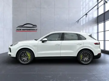 PORSCHE Cayenne E-Hybrid HUD BOSE HD-MATRIX-LED 1.HAND