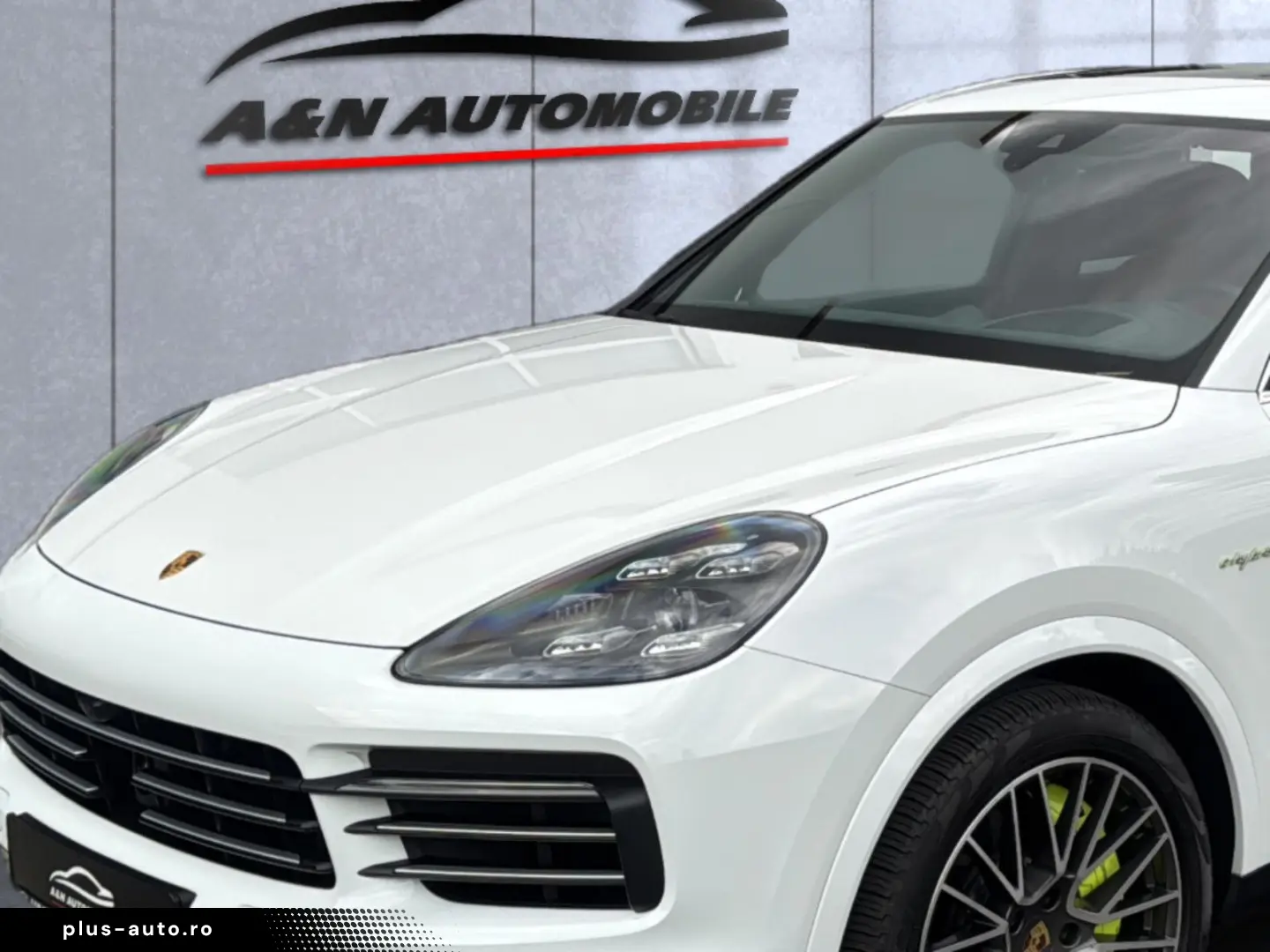 PORSCHE Cayenne E-Hybrid HUD BOSE HD-MATRIX-LED 1.HAND