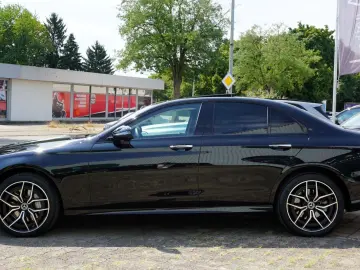 MERCEDES-BENZ E 300 AMG 4Matic 360 Night Paket Softclose