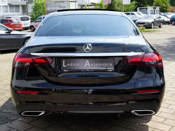 MERCEDES-BENZ E 300 AMG 4Matic 360 Night Paket Softclose