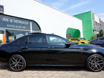 MERCEDES-BENZ E 300 AMG 4Matic 360 Night Paket Softclose