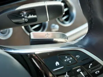 MERCEDES-BENZ E 300 AMG 4Matic 360 Night Paket Softclose