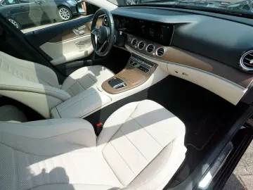 MERCEDES-BENZ E 300 AMG 4Matic 360 Night Paket Softclose