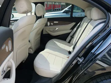 MERCEDES-BENZ E 300 AMG 4Matic 360 Night Paket Softclose