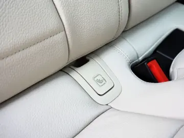 MERCEDES-BENZ E 300 AMG 4Matic 360 Night Paket Softclose