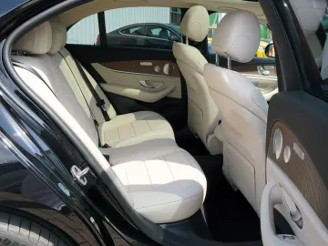 MERCEDES-BENZ E 300 AMG 4Matic 360 Night Paket Softclose