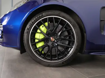 PORSCHE Panamera Turbo S E-Hybrid APPROVED Mega Kombi