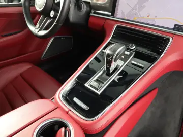 PORSCHE Panamera Turbo S E-Hybrid APPROVED Mega Kombi