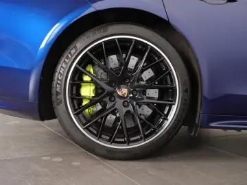 PORSCHE Panamera Turbo S E-Hybrid APPROVED Mega Kombi