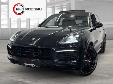 PORSCHE Cayenne GTS PANO ACC StandH BOSE MATRIX 21