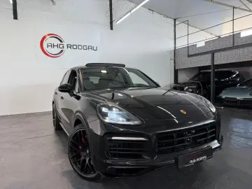 PORSCHE Cayenne GTS PANO ACC StandH BOSE MATRIX 21