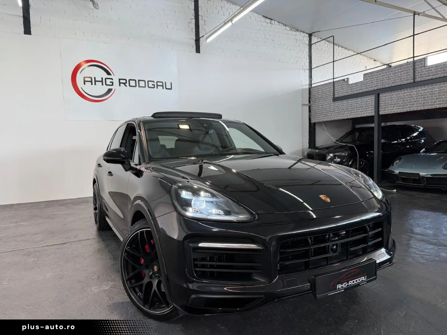 PORSCHE Cayenne GTS PANO ACC StandH BOSE MATRIX 21