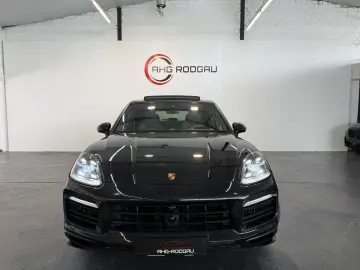 PORSCHE Cayenne GTS PANO ACC StandH BOSE MATRIX 21