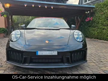 Porsche 911 Targa 4 GTS T-Hybrid