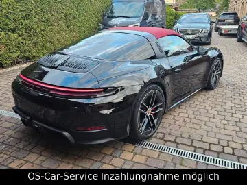 Porsche 911 Targa 4 GTS T-Hybrid