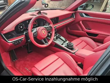 Porsche 911 Targa 4 GTS T-Hybrid