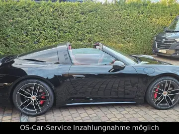 Porsche 911 Targa 4 GTS T-Hybrid