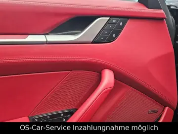 Porsche 911 Targa 4 GTS T-Hybrid
