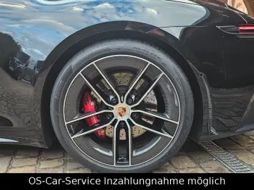 Porsche 911 Targa 4 GTS T-Hybrid