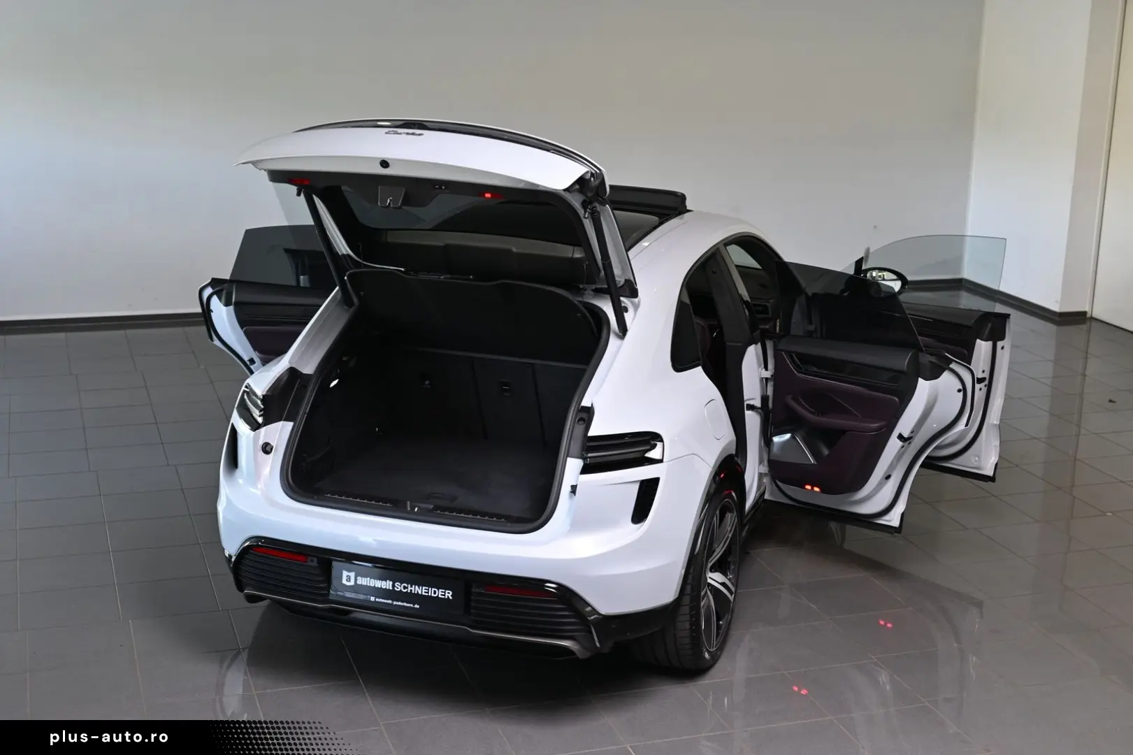 PORSCHE Macan Turbo Pano ACC HUD HA-Lenkung Carbon 22