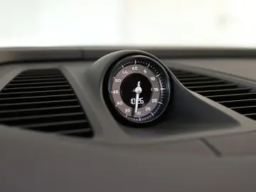 PORSCHE Macan Turbo Pano ACC HUD HA-Lenkung Carbon 22