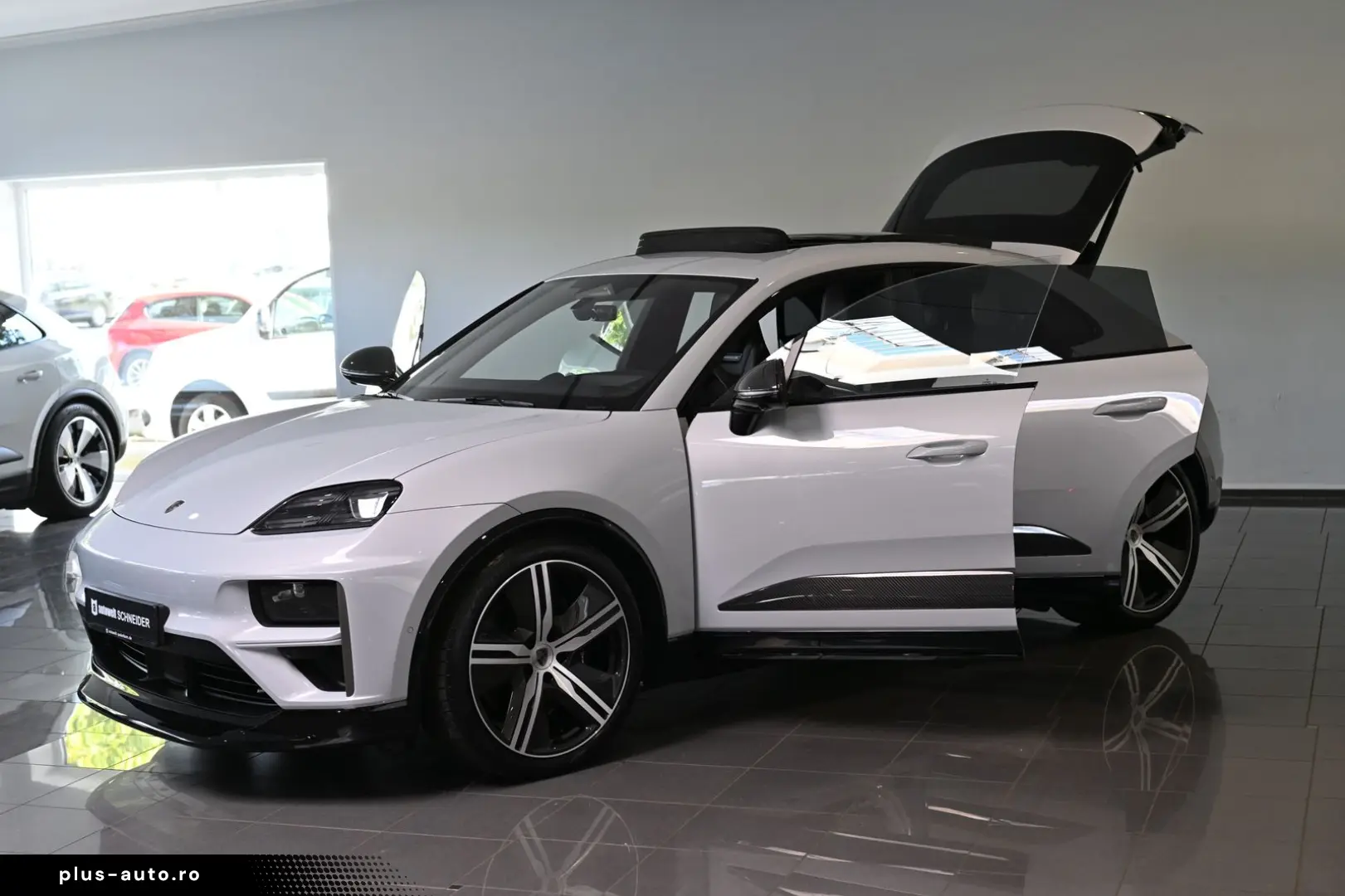 PORSCHE Macan Turbo Pano ACC HUD HA-Lenkung Carbon 22