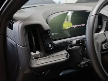 PORSCHE Cayenne Coupe Black Edition