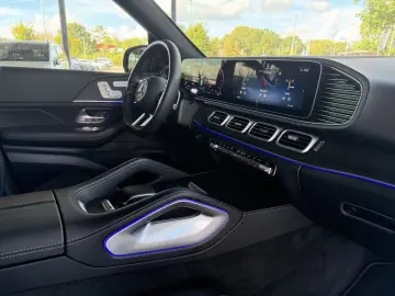 MERCEDES-BENZ GLE 450 d 4Matic_AMG_Line_Pano_Airmatic_21