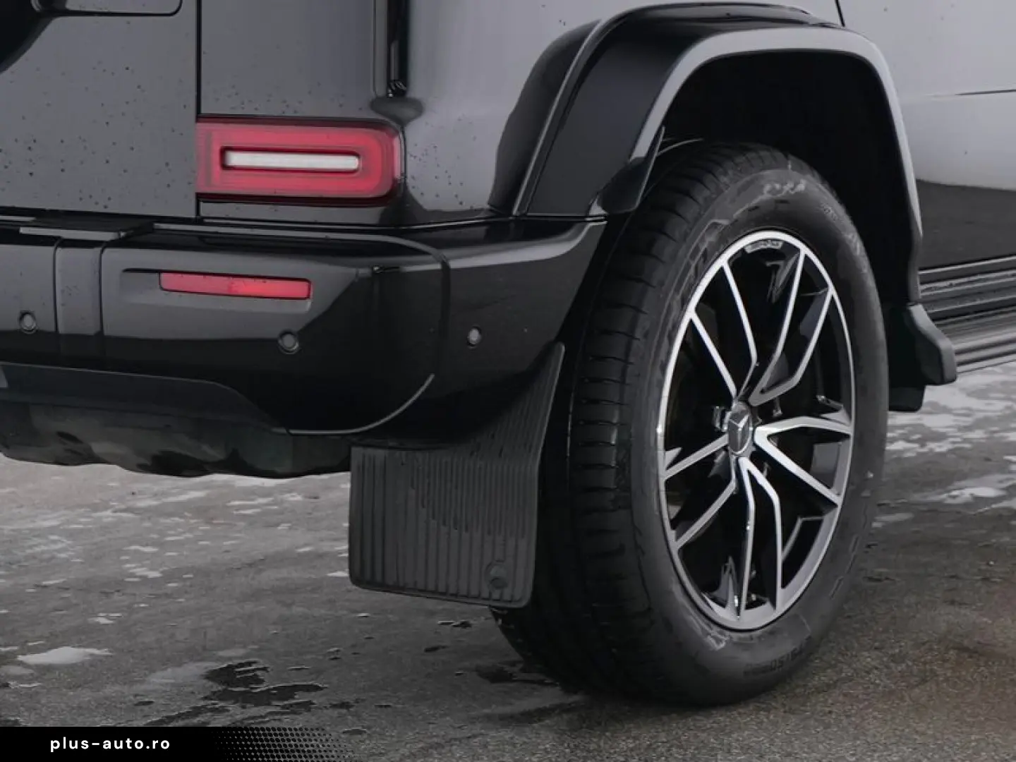 MERCEDES-BENZ G 450d AMG_Line_360_NIGHT
