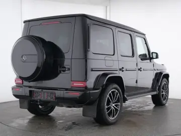 MERCEDES-BENZ G 450d AMG_Line_360_NIGHT