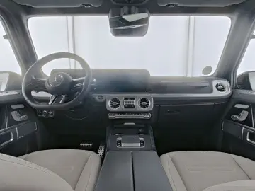 MERCEDES-BENZ G 450d AMG_Line_360_NIGHT