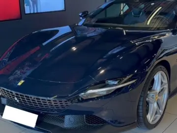 FERRARI Roma Spider
