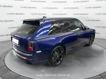 ROLLS ROYCE Cullinan 6.75 V12 Black Badge