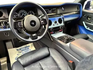 ROLLS ROYCE Cullinan 6.75 V12 Black Badge