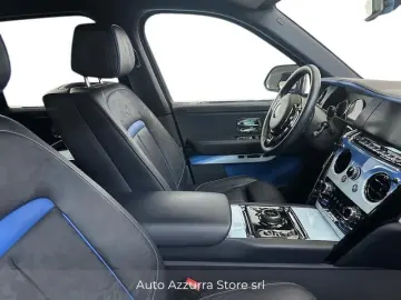 ROLLS ROYCE Cullinan 6.75 V12 Black Badge