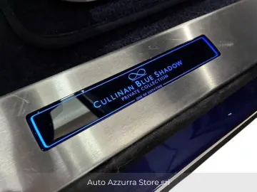 ROLLS ROYCE Cullinan 6.75 V12 Black Badge