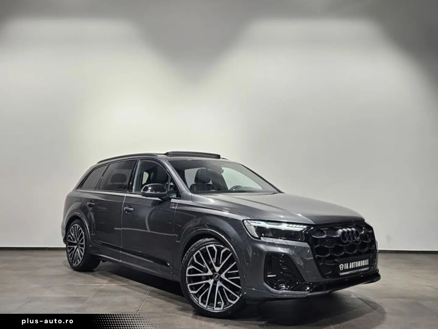 AUDI Q7 50 TDI S Line Competition_Panoramic