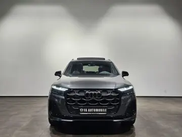 AUDI Q7 50 TDI S Line Competition_Panoramic