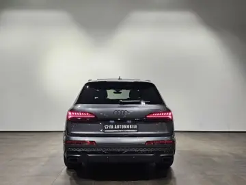 AUDI Q7 50 TDI S Line Competition_Panoramic
