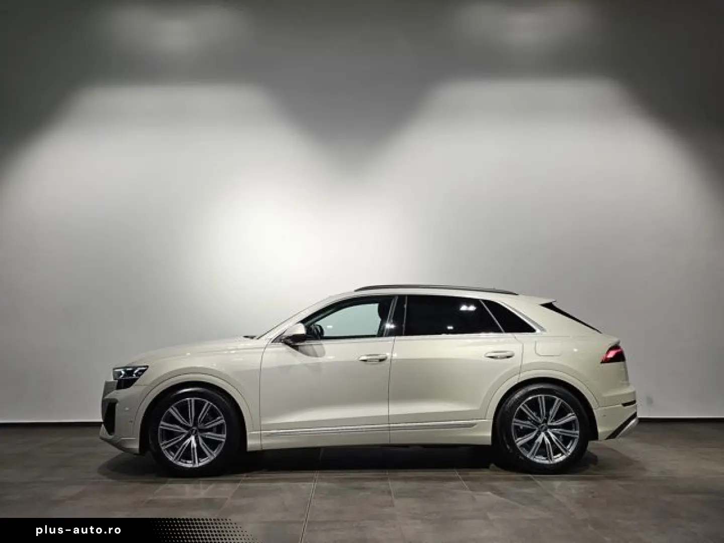 AUDI Q8 55 E-TFSI Quattro_HD_MatriX_HUD_B&O