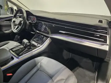 AUDI Q8 55 E-TFSI Quattro_HD_MatriX_HUD_B&O