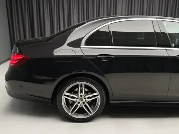 Mercedes-Benz E 220d