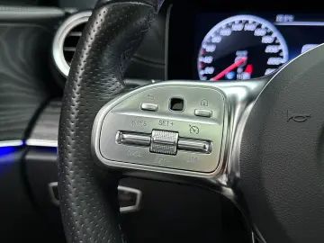 Mercedes-Benz E 220d