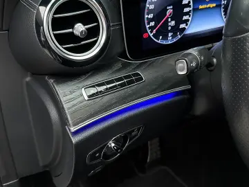 Mercedes-Benz E 220d