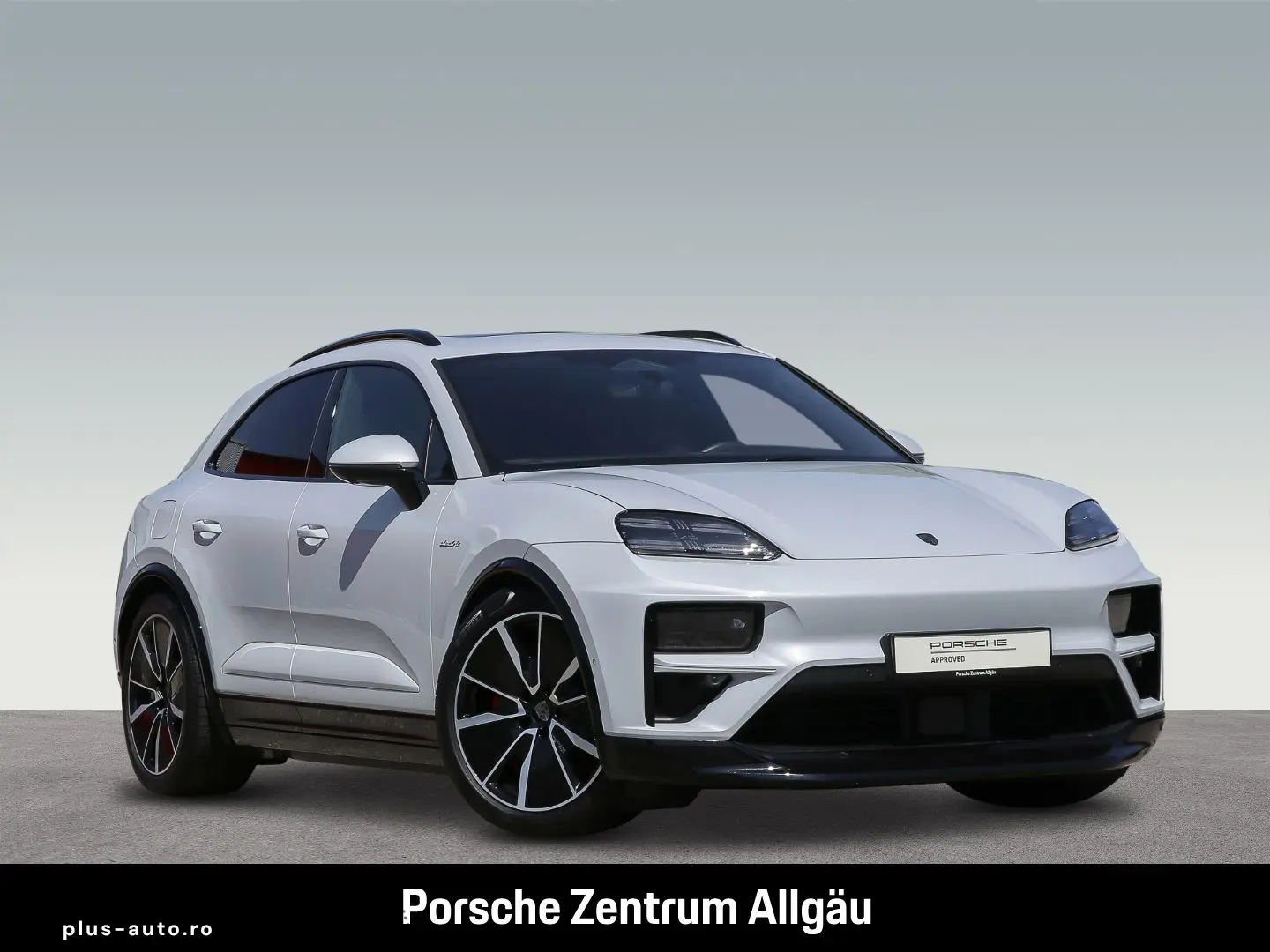 PORSCHE Macan Turbo_InnoDriive_Head-Up_21_Zoll