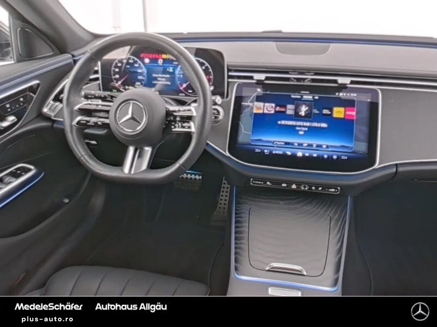 MERCEDES-BENZ E 450d 4Matic_AMG_Line_Pano_360