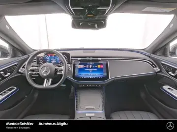MERCEDES-BENZ E 450d 4Matic_AMG_Line_Pano_360