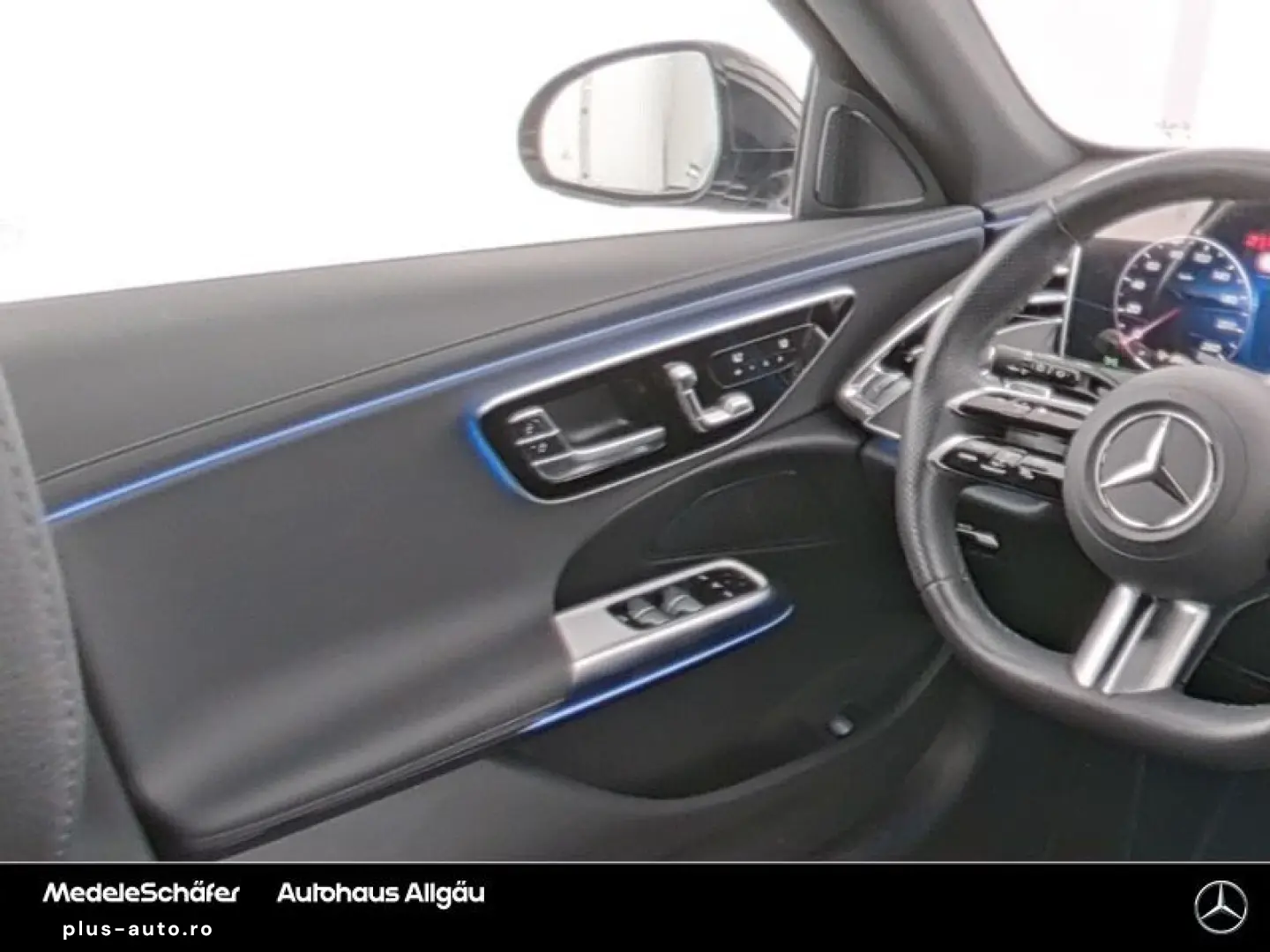 MERCEDES-BENZ E 450d 4Matic_AMG_Line_Pano_360