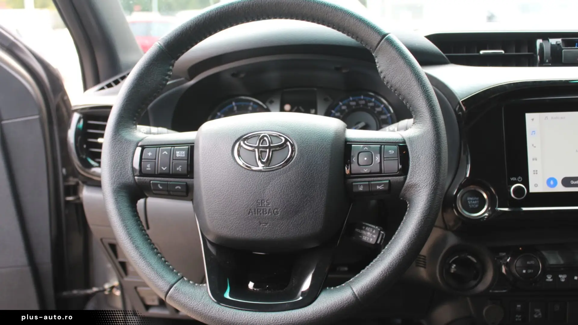 Toyota Hilux Invincible_Double_Cab_4x4